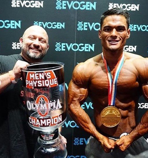 Ganadores historicos de Mens Physique en Olympia