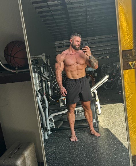 Chris Bumstead: De Atleta a Empresario