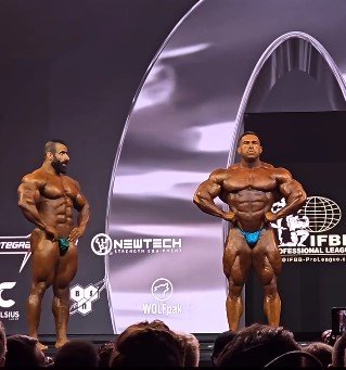 Derek Lunsford cae a la tercera posición en Mr Olympia 2024